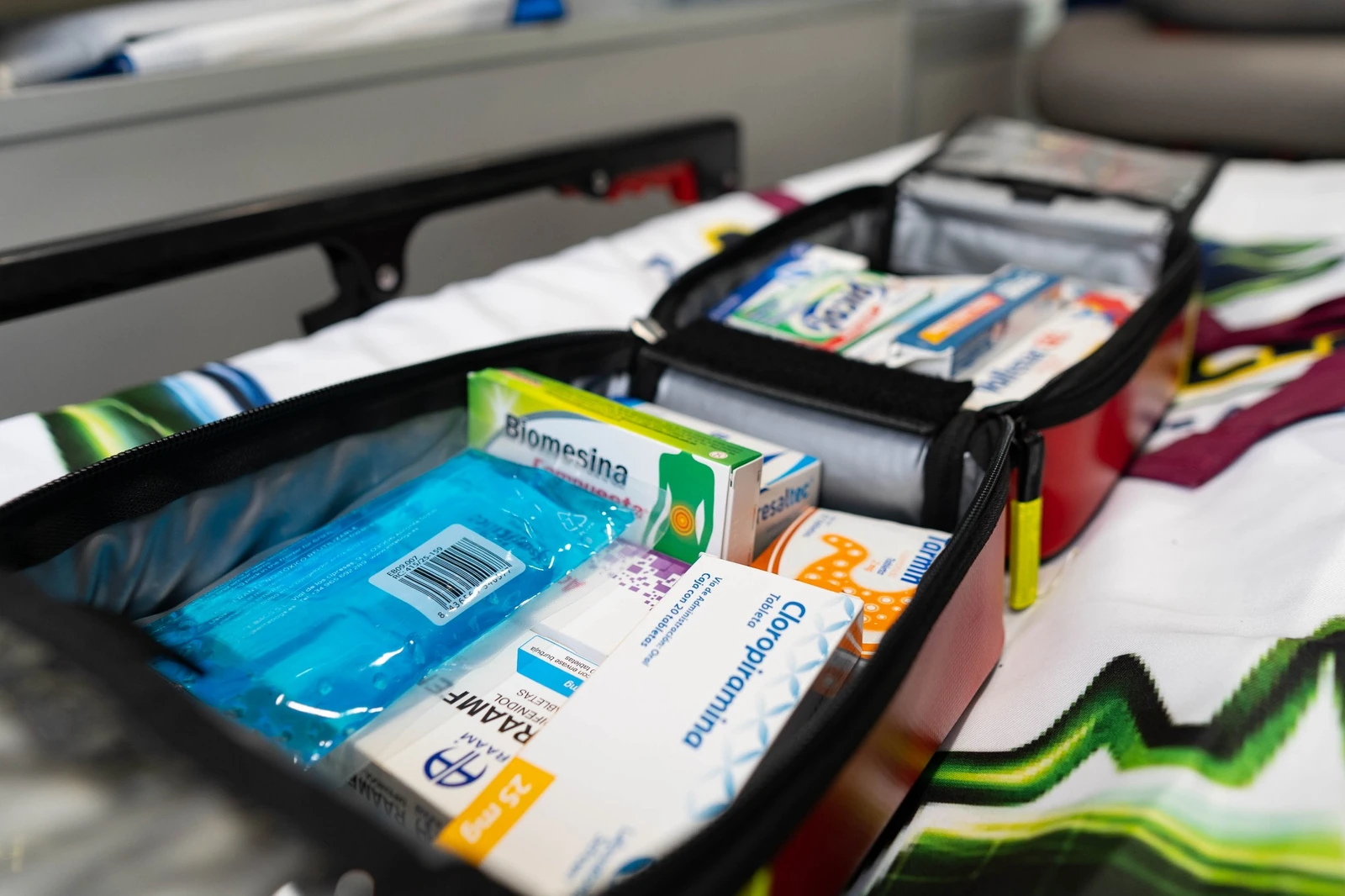 Medicamentos y material de primera intervención de alertia724